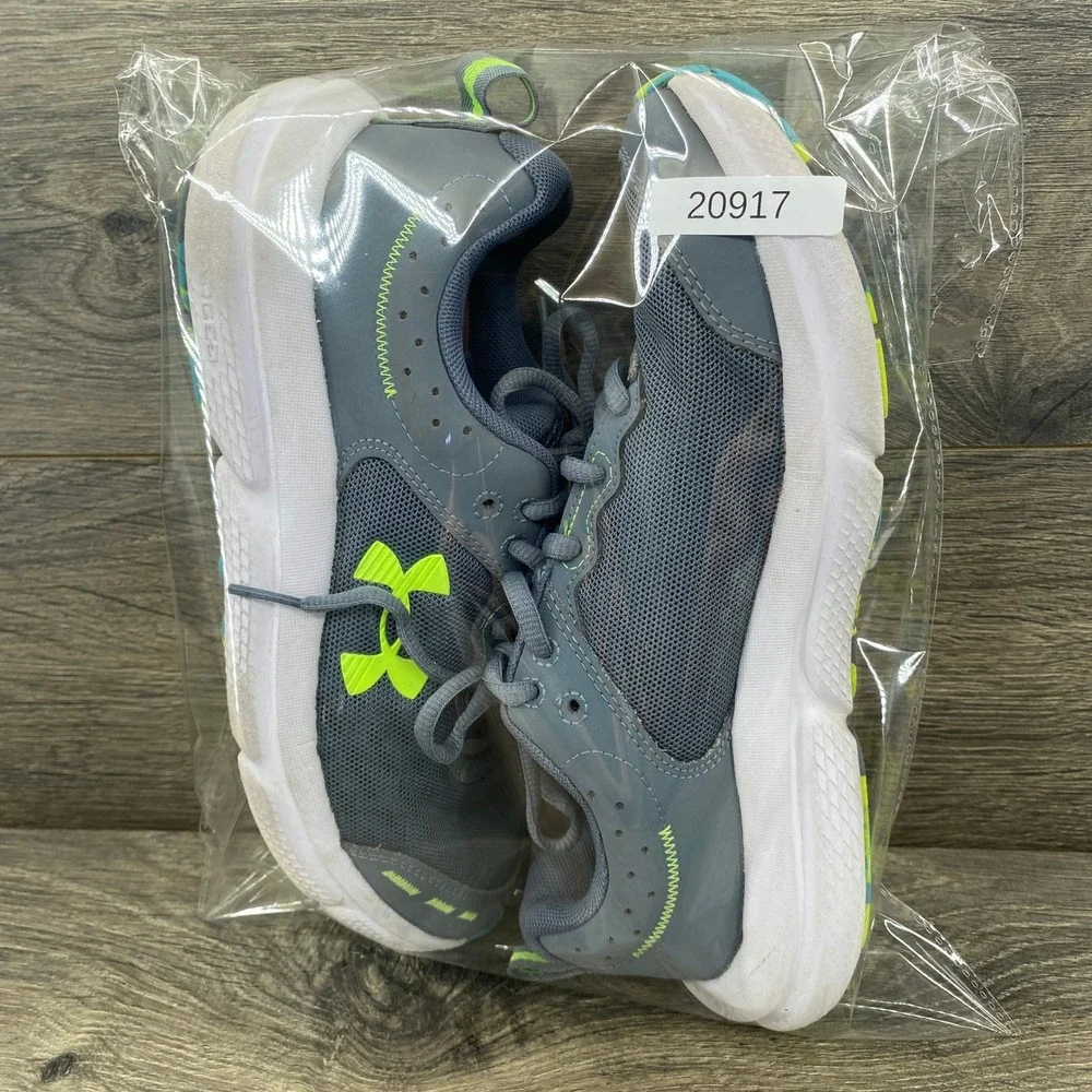 Under Armour Charged Assert‎ 10 Kids Youth Running Shoes Gray Neon Size 6Y